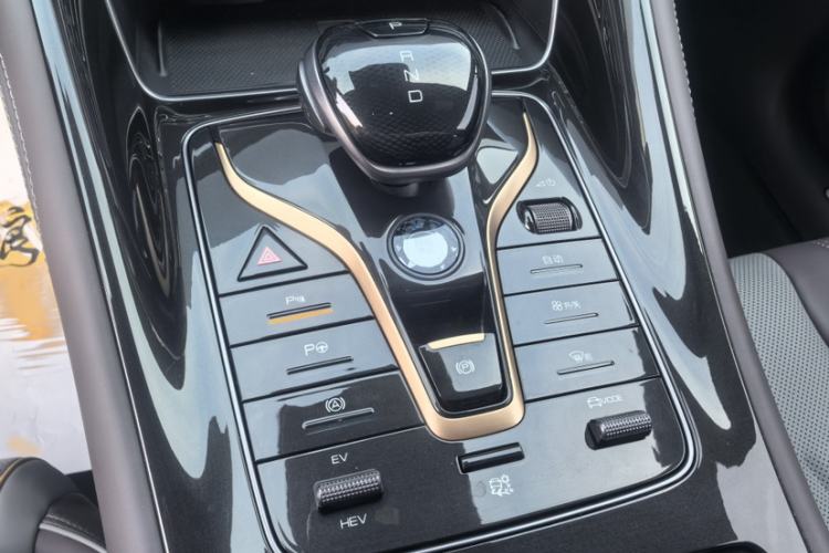 Used BYD Frigate 07 2023 DM-i 205KM Flagship Model