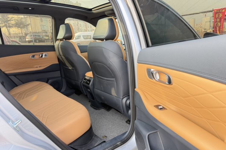 Used Geely Galaxy Galaxy Xingjian 7 EM-i 2025 120km Launch+ Version
