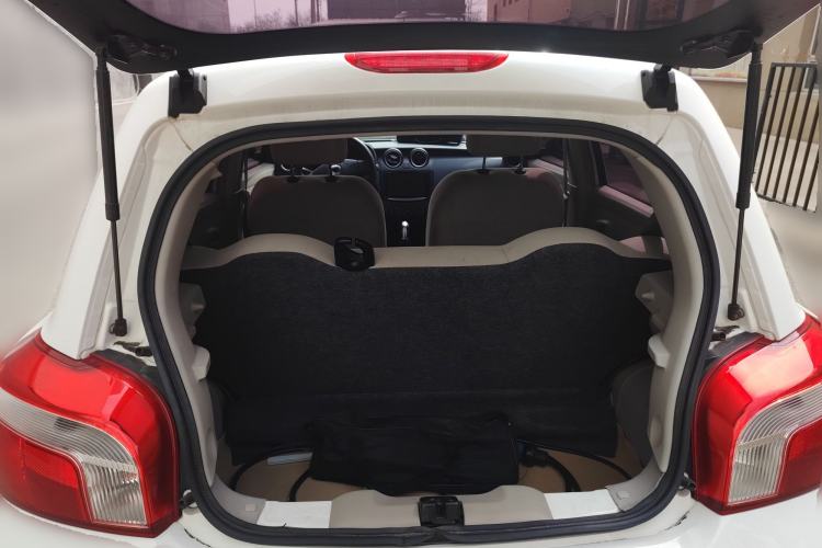 Used Dongfeng Junfeng ER30 2018 Base Model
