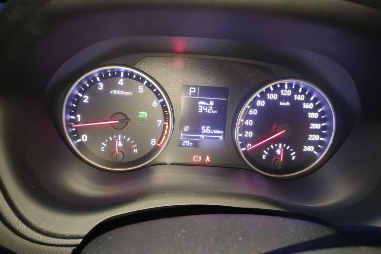 Used Hyundai Celesta 2018 1.6L Automatic GL Enjoyment Edition China VI compliant