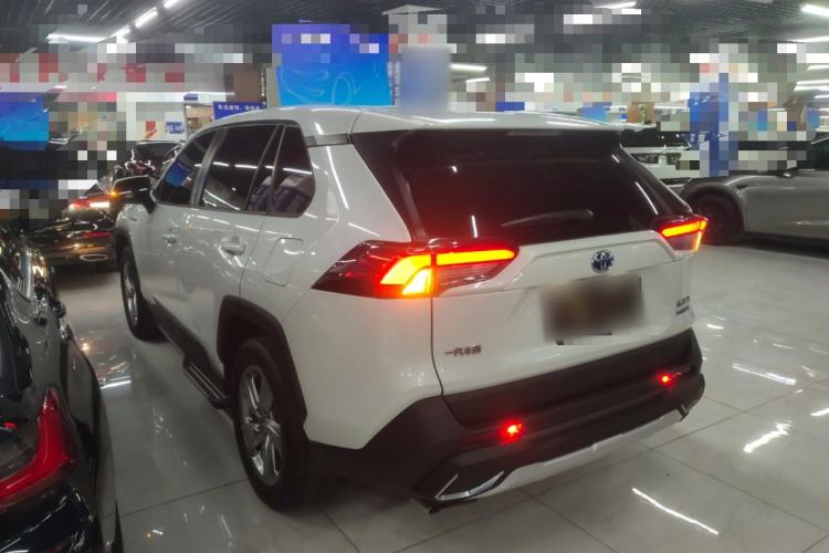 Used Toyota RAV4 2020 Dual-Engine 2.5L E-CVT Two-Wheel Drive Elite Edition