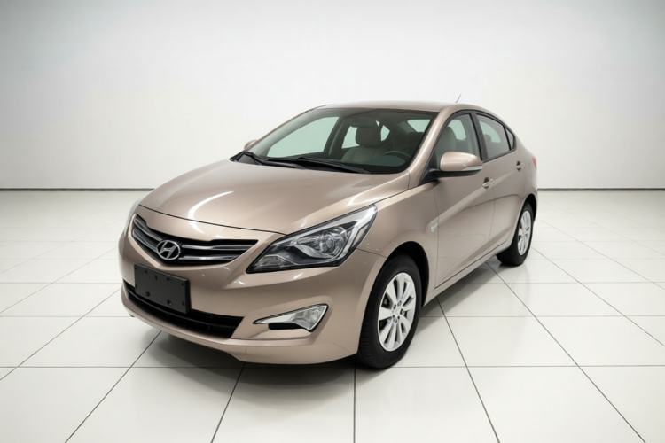 Used Hyundai Verna (older generation) 2014 1.4L Manual Smart GLS Trim