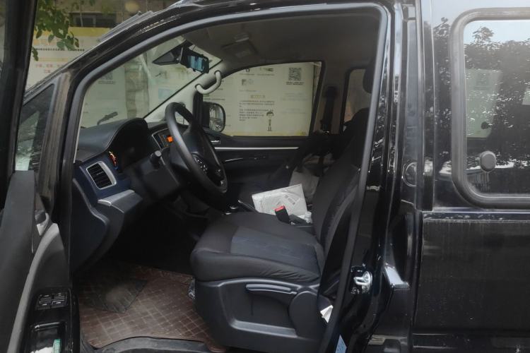 Used FORTHING Lingzhi M5 2022 Passenger Version Standard Model 9-Seater
