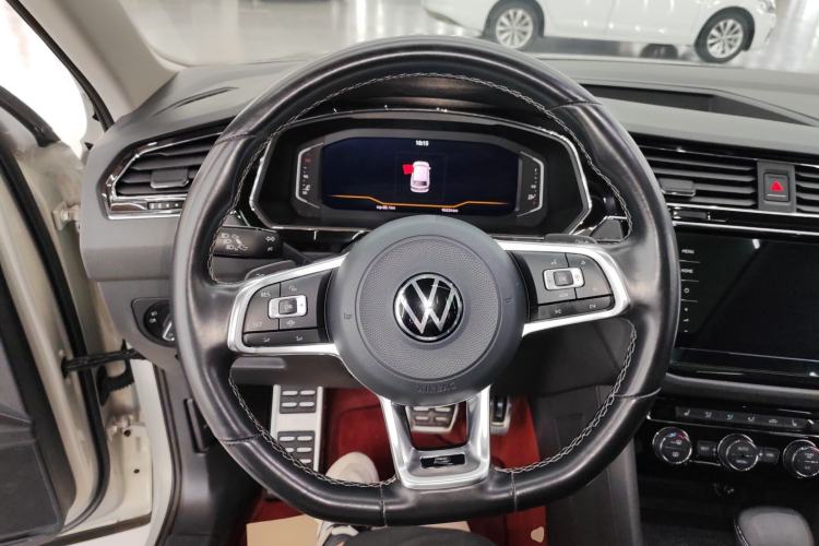 Used Volkswagen Tiguan L 2021 330TSI Automatic Two-Wheel Drive R-Line Enhanced Edition Steering Wheel