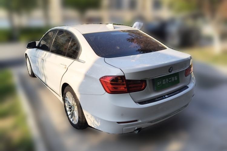 Used BMW 3 Series 2014 320Li Luxury Design Package
