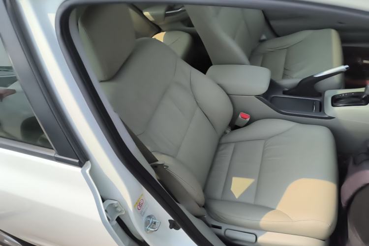 Used Honda Civic 2013 10th Anniversary 1.8L Automatic Luxury Edition Right Front Seat