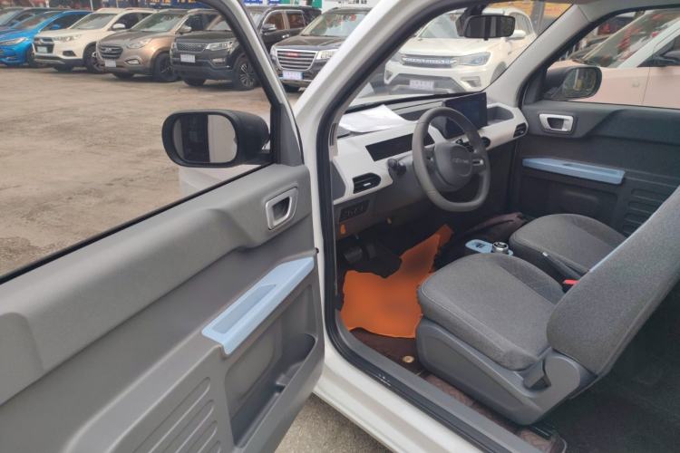 Used Geely Galaxy Panda 2023 Panda Mini 120km Super Cute Bear