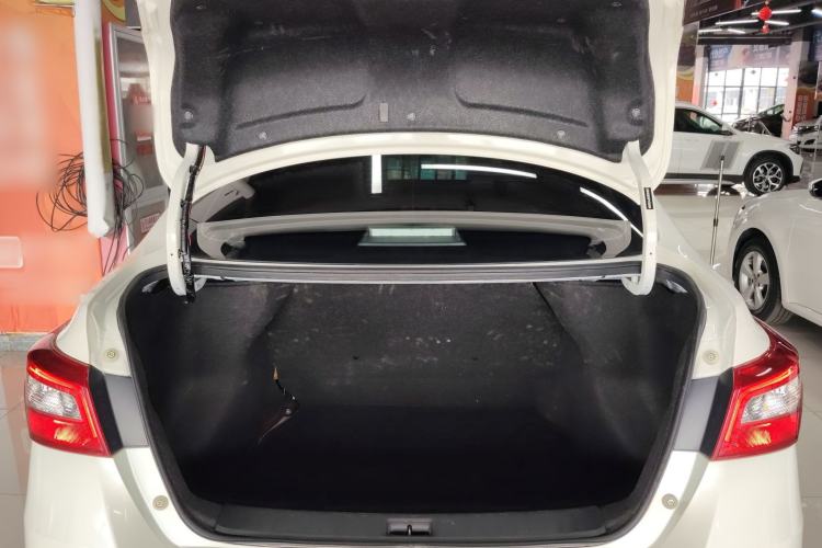 Used Nissan Sylphy 2022 Classic 1.6XE CVT Comfort Edition Trunk