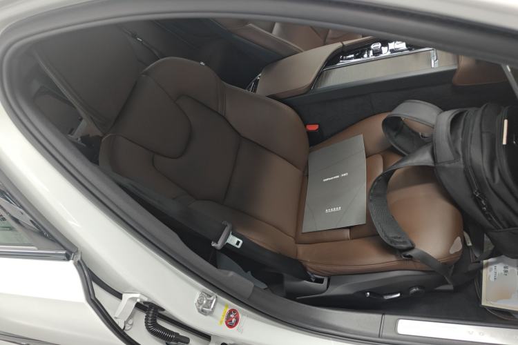 Used Volvo V90 2021 Cross Country B5 AWD Smart Range Edition