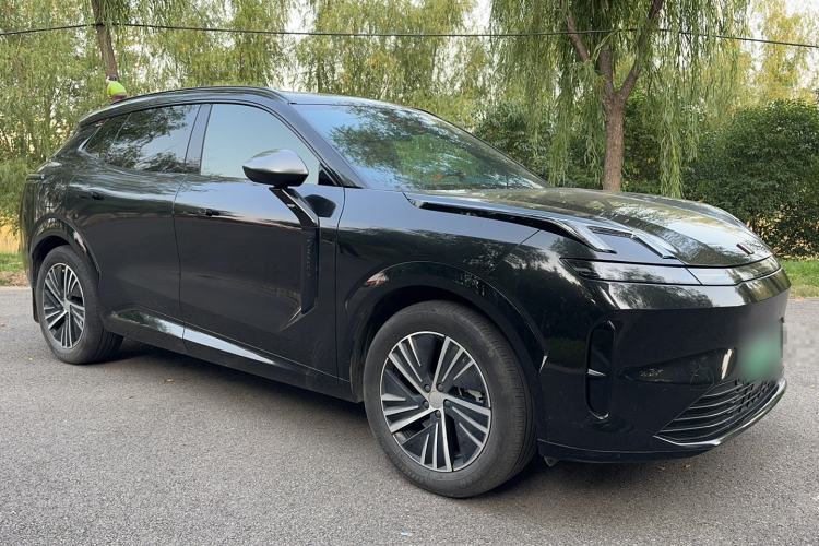 Used Lynk & Co 08 EM-P 2023 120km Long-Range Halo