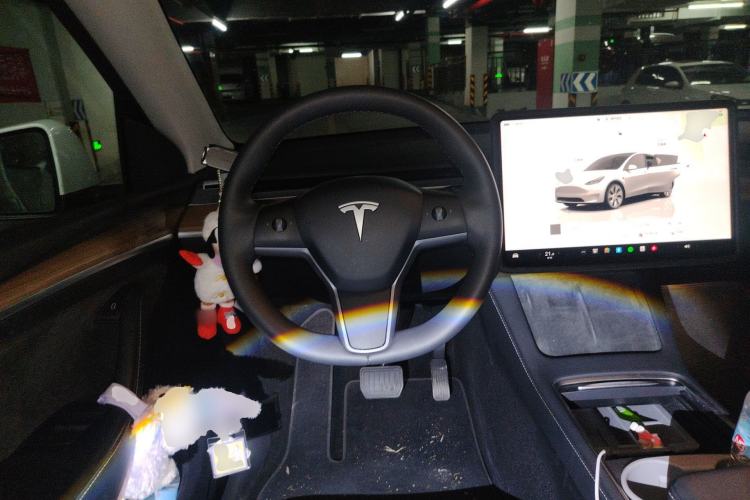 Used Tesla Model Y 2022 Revised Version Rear-Wheel Drive Steering Wheel