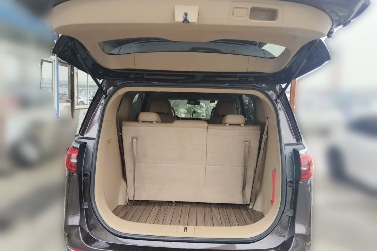 Used Buick GL8 2020 ES Land Cruiser 653T Luxury Edition Trunk