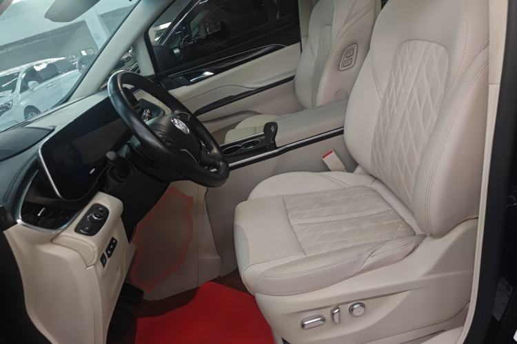Used Buick GL8 2021 Avenir Aivia 7-Seater Luxury Edition
