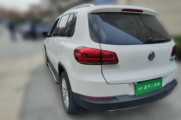 Used Volkswagen Tiguan 2015 1.8TSI Automatic Two-Wheel Drive Luxury Model Rear Left 45 Deg