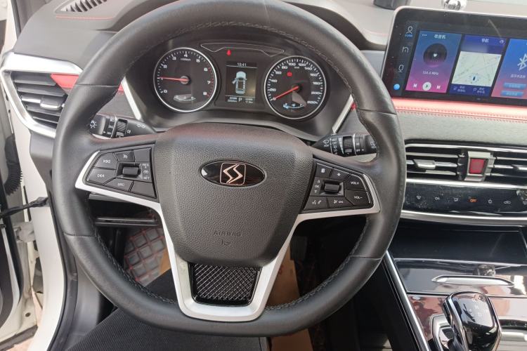 Used SOL X8 2021 300T DCT Leading Smart Connectivity Version 7 Seats
