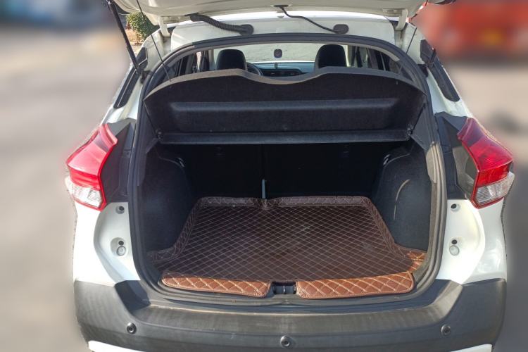 Used Nissan Kicks 2020 1.5L XV CVT Smart Connect Luxury Edition