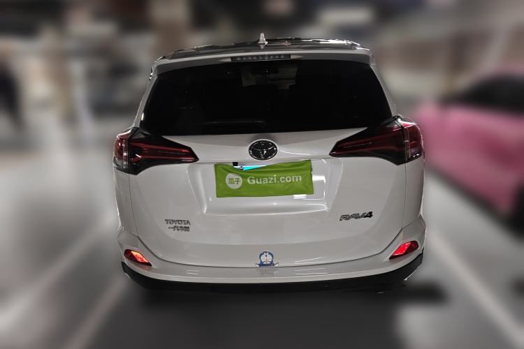 Used Toyota RAV4 2019 2.0L CVT Two-Wheel Drive Pioneer Edition China V Standard