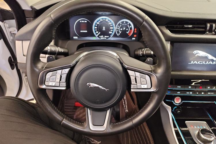 Used Jaguar XFL 2020 XFL 2.0T P200 Two-Wheel-Drive Elite Edition
