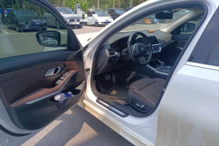 Used BMW 3 Series 2022 Updated 325i M Sport Package Driver Seat