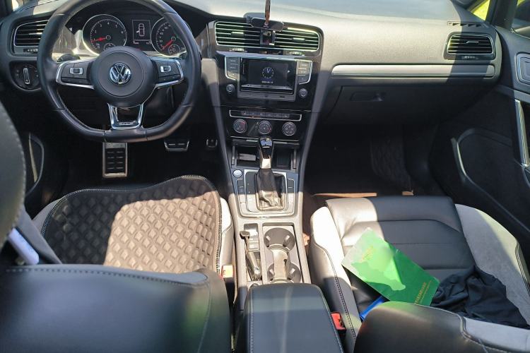 Used Volkswagen Golf 2016 1.4TSI Automatic R-Line