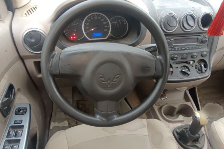 Used Wuling Hongguang 2013 1.5L Base Version Steering Wheel