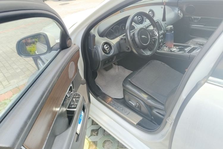 Used Jaguar XJ 2014 XJL 2.0T Two-Wheel-Drive Elegant Business Edition Driver Seat