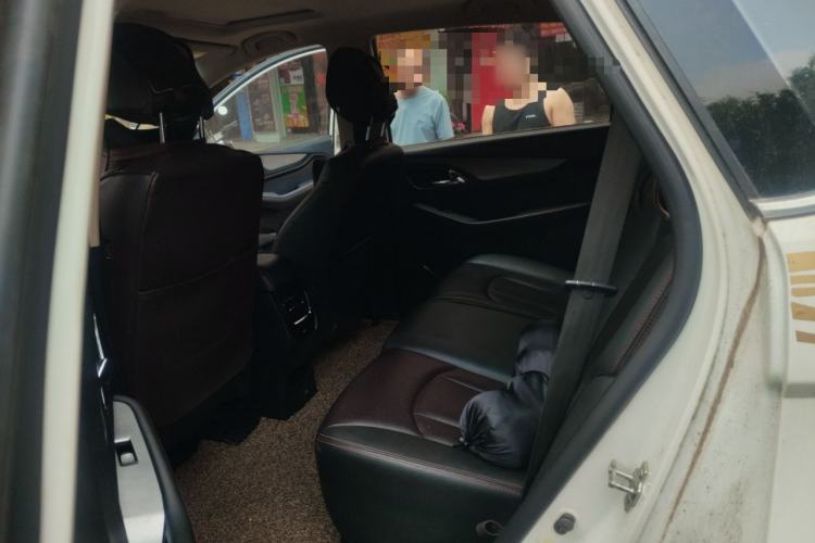 Used Baojun 560 2016 1.8L iAMT Luxury Model Left Rear Seat