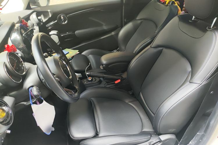 Used MINI 2019 1.5T COOPER Classic Edition
