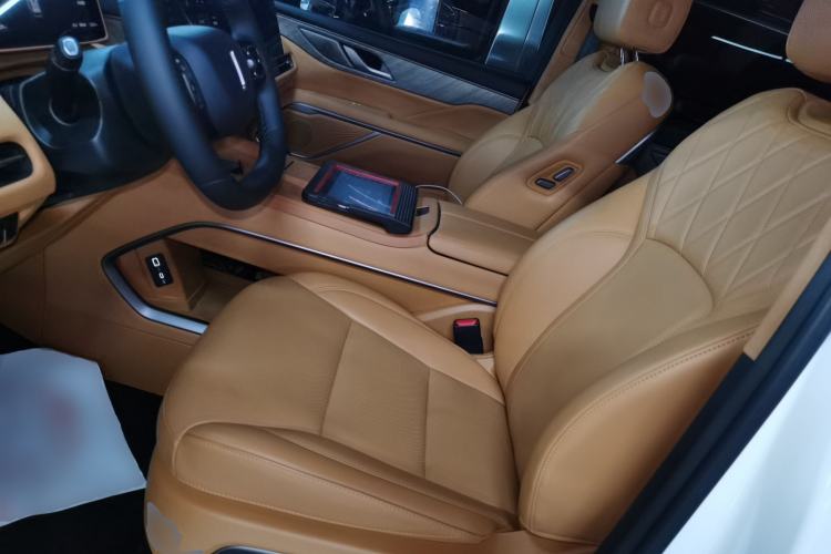 Used Wey Gaoshan 2025 Four-Wheel Drive Alpine 8