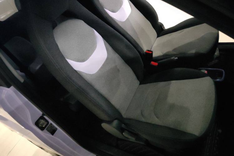 Used Chery QQ Ice Cream 2022 170km Sundae Phosphate Lithium-Ion