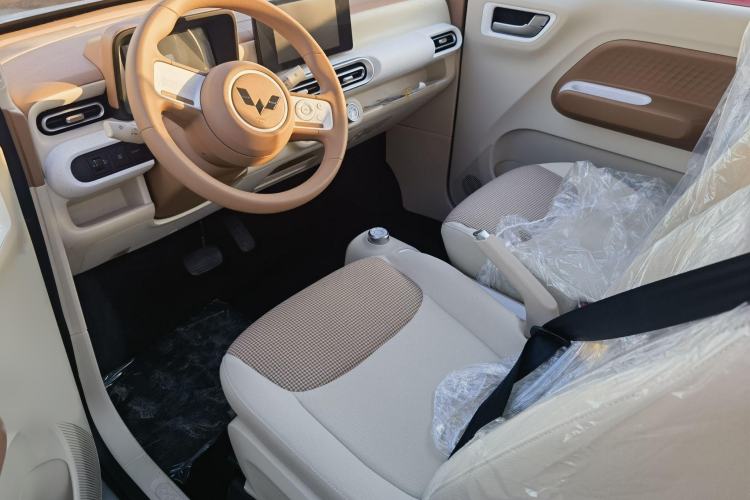 Used Wuling Hongguang MINIEV 2024 3rd Generation 215km Advanced Version