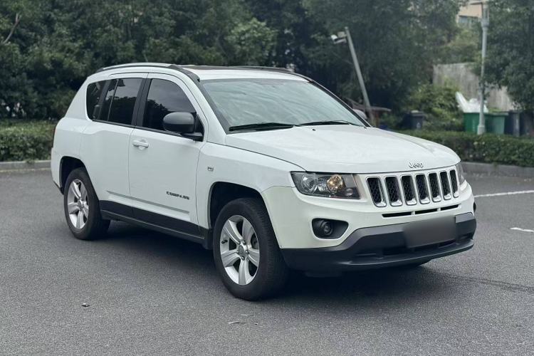 Used Jeep Compass 2014 2.4L four-wheel drive sport version