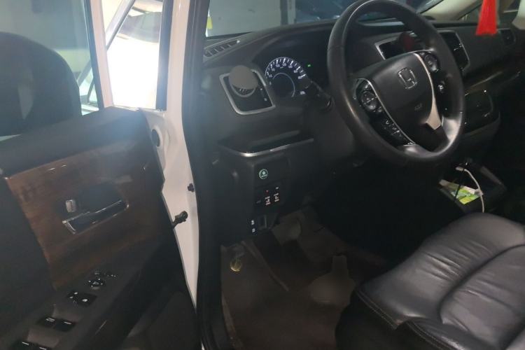 Used Honda Odyssey 2015 Updated Version 2.4L Smart Edition