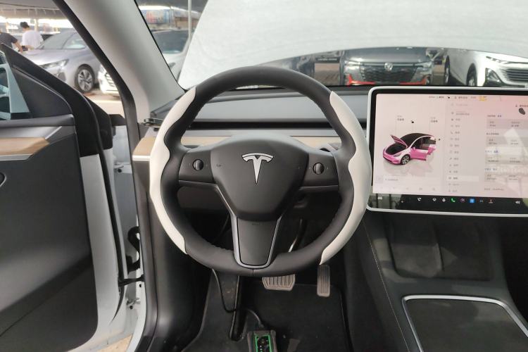 Used Tesla Model Y 2022 Rear-Wheel-Drive Version