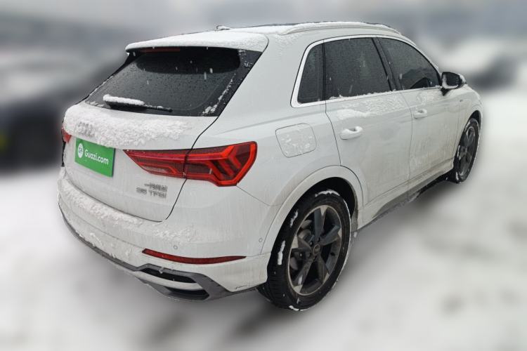 Used Audi Q3 2022 35 TFSI Fashion Dynamic Model
