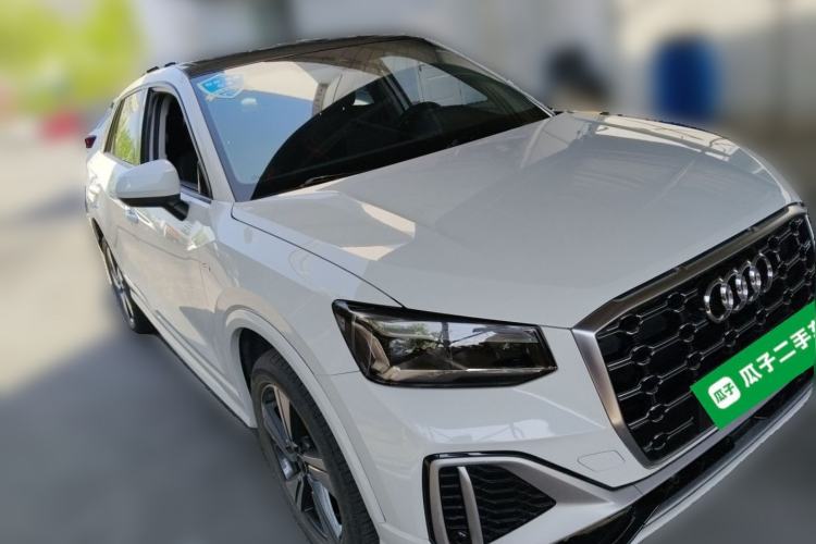 Used Audi Q2L 2022 35 TFSI Luxury Dynamic Edition Front Right 45 Deg