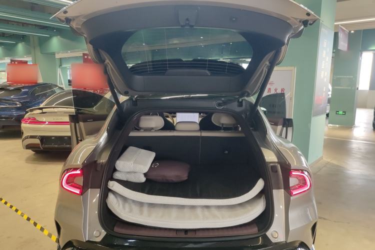 Used Xiaomi Auto YU7 2025 Ultra-Long Range Rear-Wheel Drive Version
