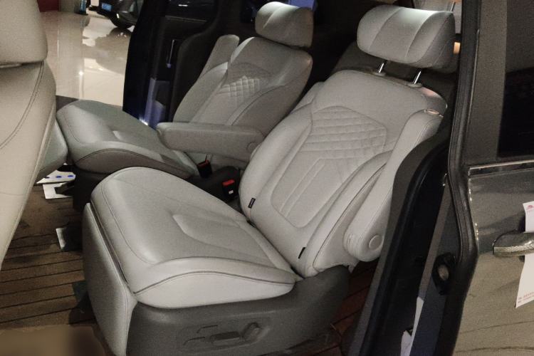 Used Hyundai Custo 2021 380TGDi Smart Love Flagship Edition TOP Premium Left Rear Seat