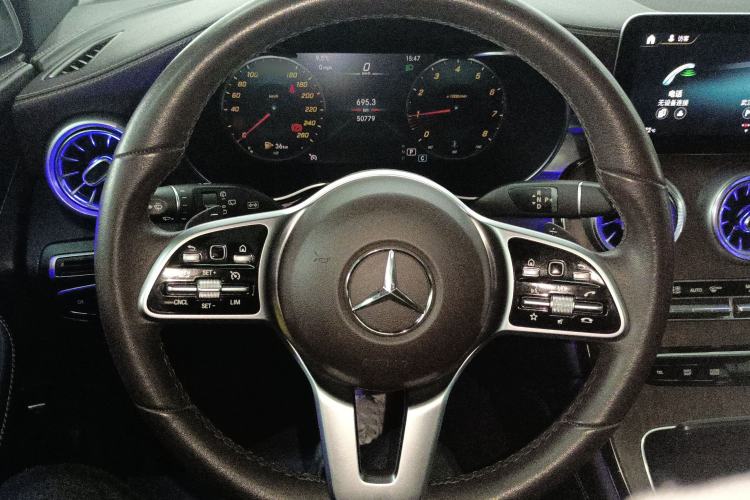 Used Mercedes-Benz GLC 2022 Facelift GLC 260 L 4MATIC Luxury Edition
