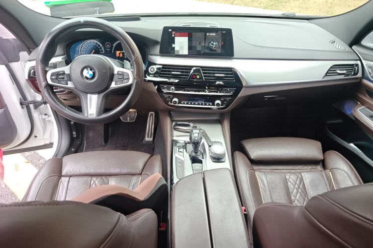 Used BMW 6 Series GT 2018 640i xDrive M Sport Package
