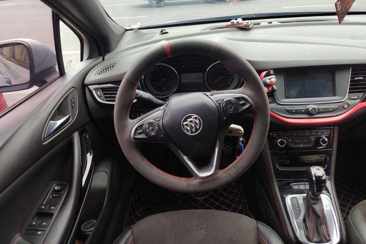 Used Buick Verano 2018 Hatchback GS 20T Dual-Clutch Leading Model
