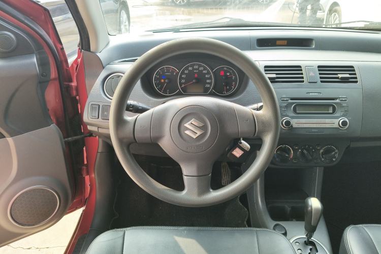 Used Suzuki Swift 2014 1.5L Automatic Fashion Edition
