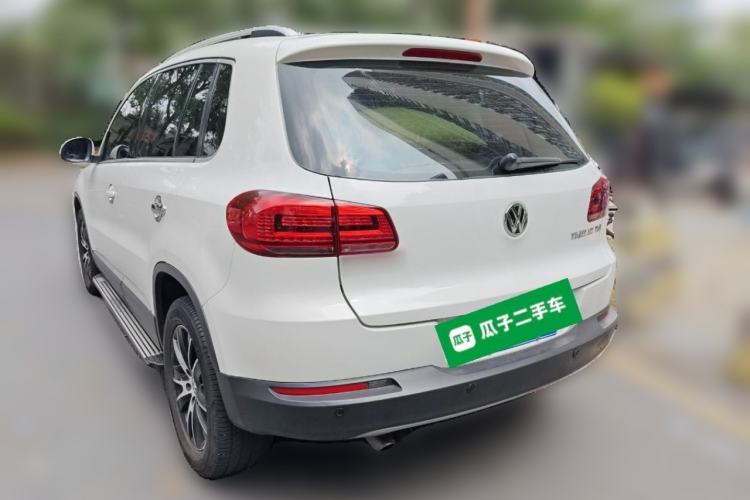 Used Volkswagen Tiguan 2015 1.8TSI Automatic Two-Wheel Drive Luxury Model Rear Left 45 Deg