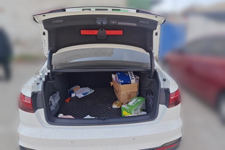 Used Audi A4L 2022 40 TFSI Luxury Dynamic Model
