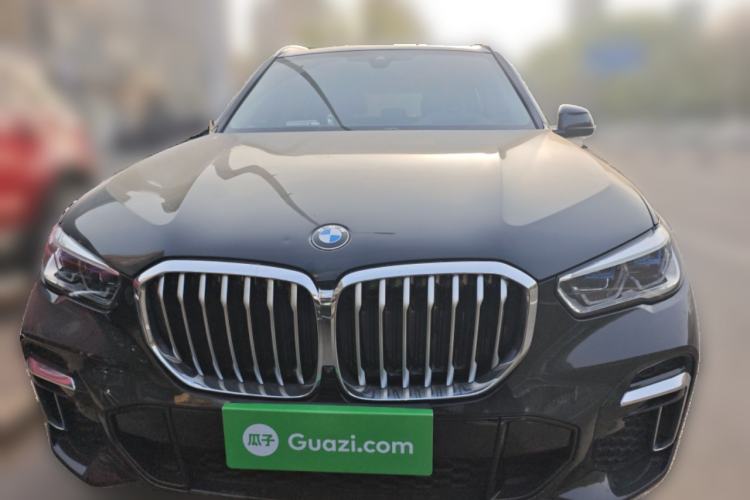 Used BMW X5 2022 Restyled xDrive 30Li Luxury Version M Sport Package Front