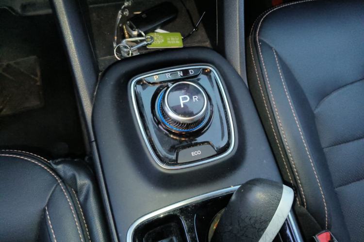 Used AION Trumpchi GE3 2018 530 Internet Enjoyment Version Gear Lever