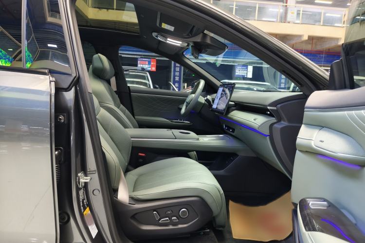 Used Deepal S07 2024 215Max Qiankun Intelligent Driving ADS SE Range-Extended Version
