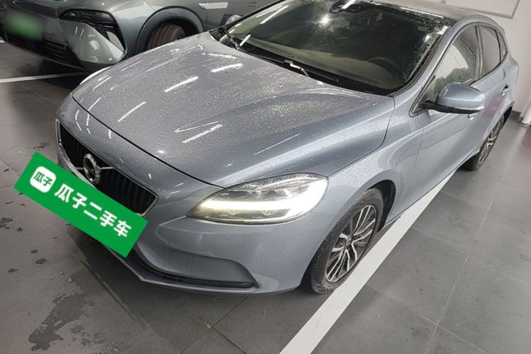 Used Volvo V40 2019 T3 Zhiyi Edition