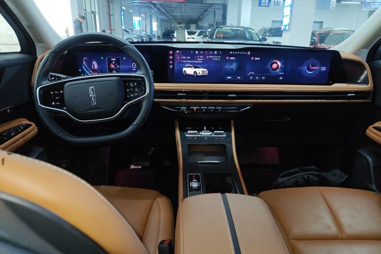 Used Lincoln Corsair 2024 1.5T Two-Wheel-Drive Mulan Special Hybrid Version Center Console