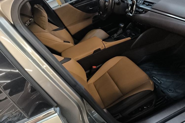 Used Lexus ES 2020 200 Luxury Edition
